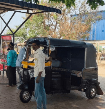 ಆಟೋ ಗ್ಯಾಸ್ ಬೆಲೆ ದಿಢೀರ್ ಏರಿಕೆ ; ಆಟೋ ಚಾಲಕರ ಪರದಾಟ