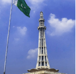 ಆರ್ಥಿಕ ಬಿಕ್ಕಟ್ಟಿನ ಎಫೆಕ್ಟ್: ಪಾಕಿಸ್ತಾನದ ‘ಗಣರಾಜ್ಯೋತ್ಸವ’ ಆಚರಣೆ ಅಧಿಕೃತವಾಗಿ ರದ್ದು