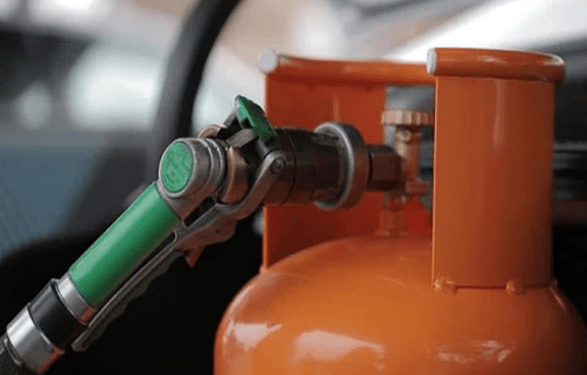 ಮಂಗಳೂರು : ಗ್ಯಾಸ್ ಅಕ್ರಮ ಮರುಪೂರಣ – ಇಬ್ಬರು ಆರೋಪಿಗಳ ಆರೆಸ್ಟ್