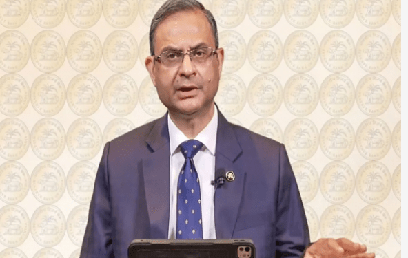 ಮಧ್ಯಪ್ರಾಚ್ಯ ಬಿಕ್ಕಟ್ಟು: ‘ಪೆಟ್ರೋಲ್, ಡೀಸೆಲ್ ಬೆಲೆ ಏರಿಕೆಯಾಗುವ ಸಾಧ್ಯತೆ’- ಆರ್‌ಬಿಐ ಗವರ್ನರ್
