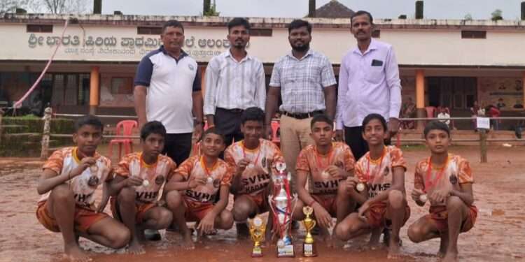 ವಲಯ ಮಟ್ಟದ ಕಬಡ್ಡಿ ಪಂದ್ಯಾಟ- ಕಡಬ ಸರಸ್ವತೀ ವಿದ್ಯಾಲಯ ಪ್ರೌಢಶಾಲೆ ತಾಲೂಕು ಮಟ್ಟಕ್ಕೆ ಆಯ್ಕೆ